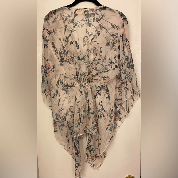 Johnny Was 4Love and Liberty Cecilia Silk Drawstring Tunic Floral Size XS - Picture 2 of 9